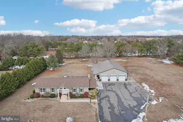 364 ALMOND RD, Pittsgrove, NJ 08318