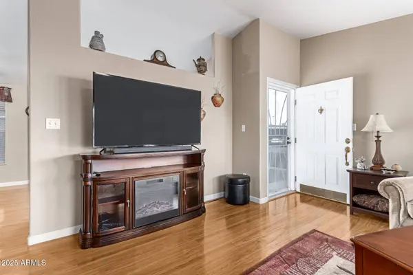 2400 E BASELINE Avenue #7, Apache Junction, AZ 85119