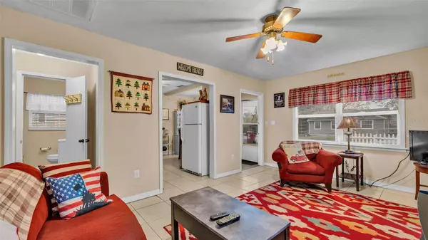 1701 CHARLES AVE, Plant City, FL 33563