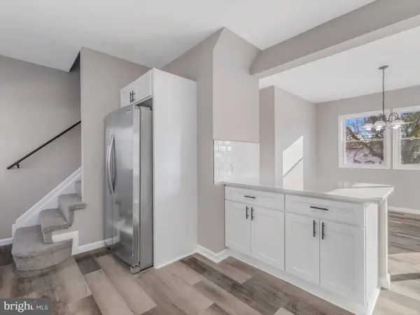 206 HOLLINS FERRY RD S, Glen Burnie, MD 21061