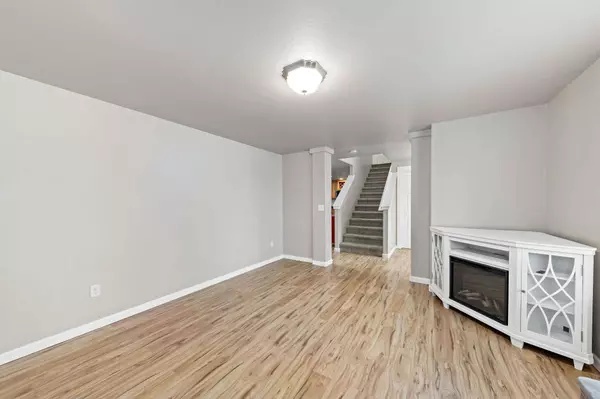 1134 Maple Park DR, Medford, OR 97501