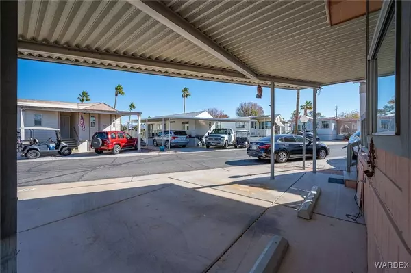 2000 Ramar RD #34, Bullhead City, AZ 86442