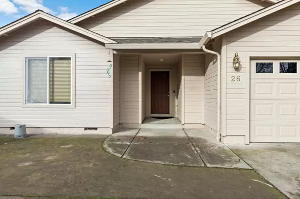 26 Morning Glory CT, Central Point, OR 97502