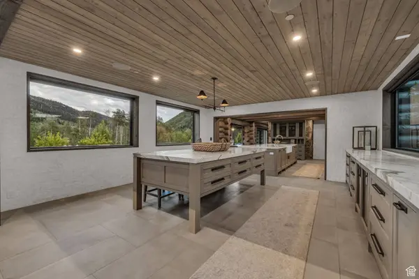 7600 DEER KNOLL DR, Kamas, UT 84036