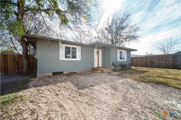 113 Chico ST, San Marcos, TX 78666