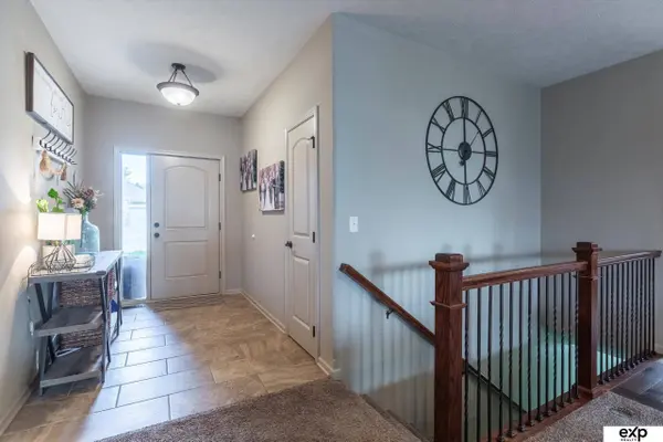 19409 Manderson Circle, Elkhorn, NE 68022