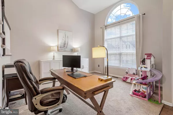 233 WINDSOR, Woolwich Twp, NJ 08085