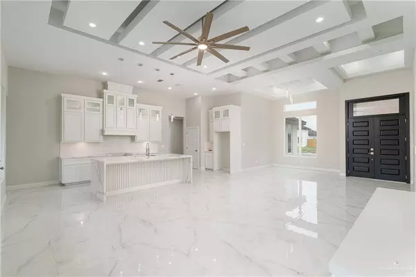 2812 Arboledas DR, San Juan, TX 78589