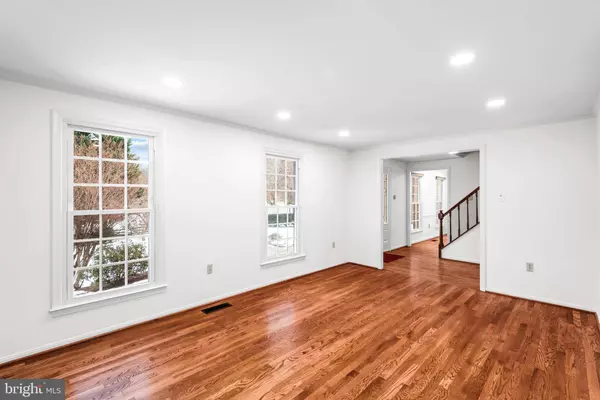 6117 GREEN CAP PL, Fairfax, VA 22030