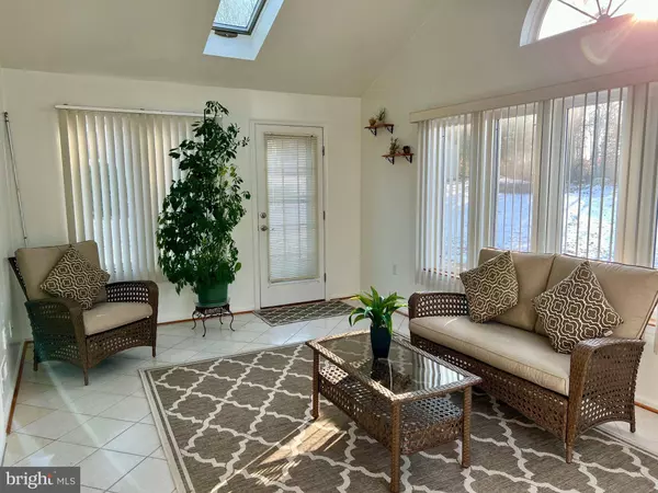 3 NICOLE CT, New Castle, DE 19720