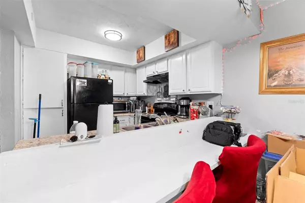 709 PINEVILLE LN, Lakeland, FL 33810