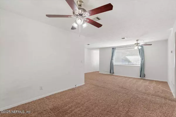 10987 LUANA DR N, Jacksonville, FL 32246