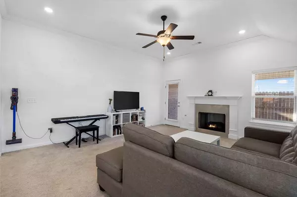 4693 W Tofino Dr, Fayetteville, AR 72704