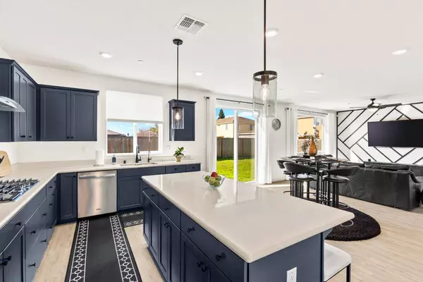 1622 Islesworth WAY, Plumas Lake, CA 95961