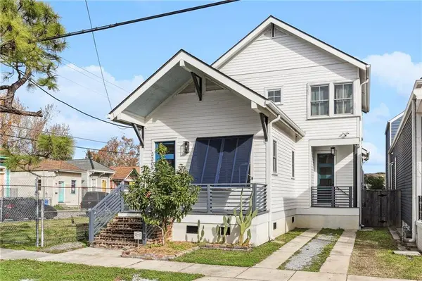 3305 MARAIS ST, New Orleans, LA 70117