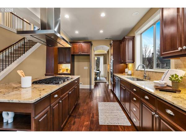 13421 NW LOMBARDY DR, Portland, OR 97229