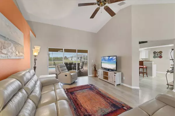 193 TOURNAMENT RD, Rotonda West, FL 33947