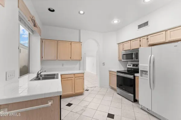 16206 S 11TH Place, Phoenix, AZ 85048