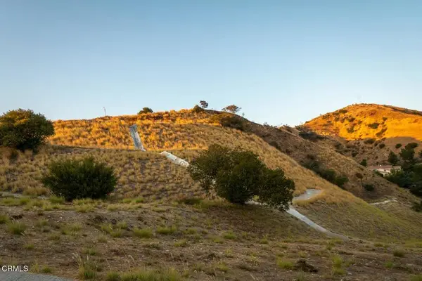 9999 Edmore PL, Sun Valley, CA 91352