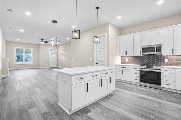 2170 Bouldercrest RD, Atlanta, GA 30316