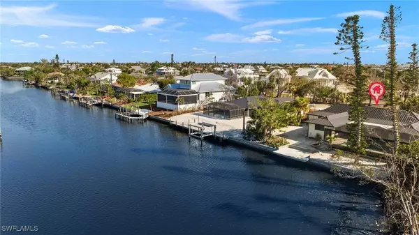 803 Lindgren BLVD, Sanibel, FL 33957