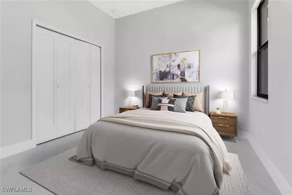 2914 22nd ST W, Lehigh Acres, FL 33971