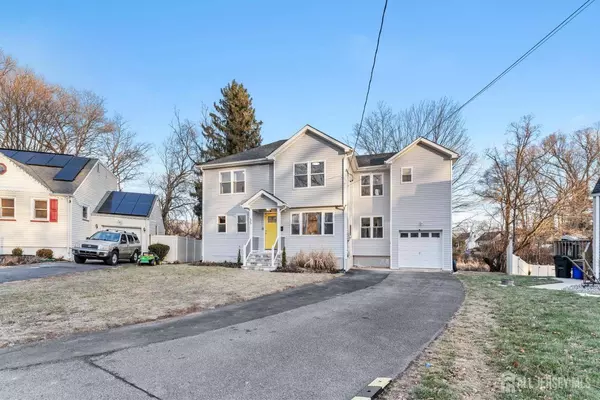 35 Delekas AVE, South Plainfield, NJ 07080
