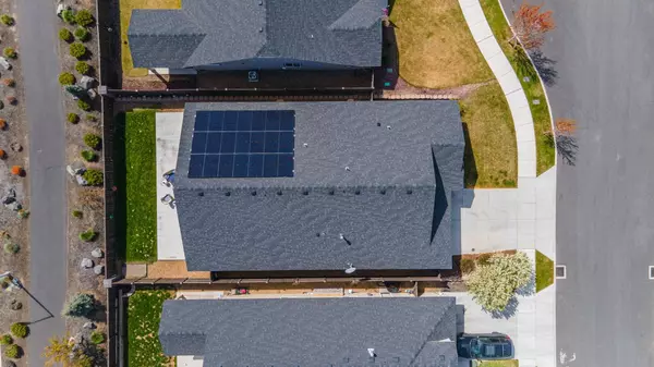 872 24th WAY, Redmond, OR 97756