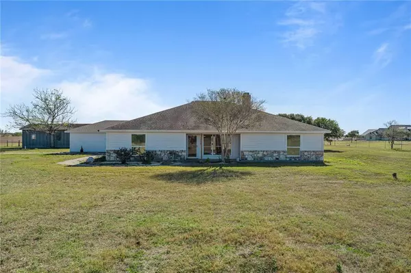 5418 County Road 101, Robstown, TX 78380