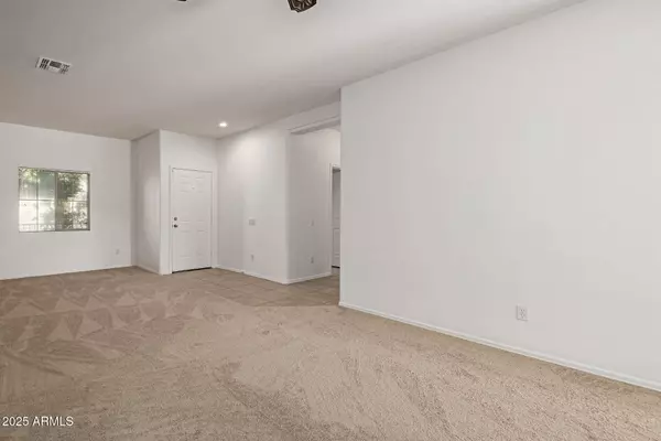 5211 W MALDONADO Road, Laveen, AZ 85339