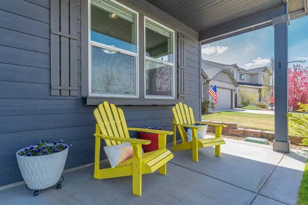 872 24th WAY, Redmond, OR 97756