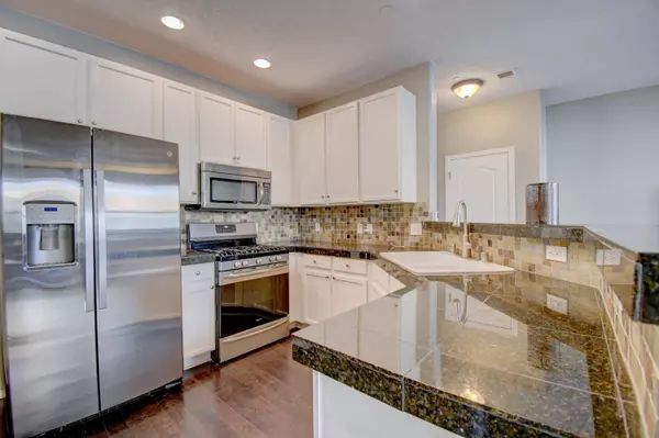 601 MENAUL BLVD NE #3702, Albuquerque, NM 87107