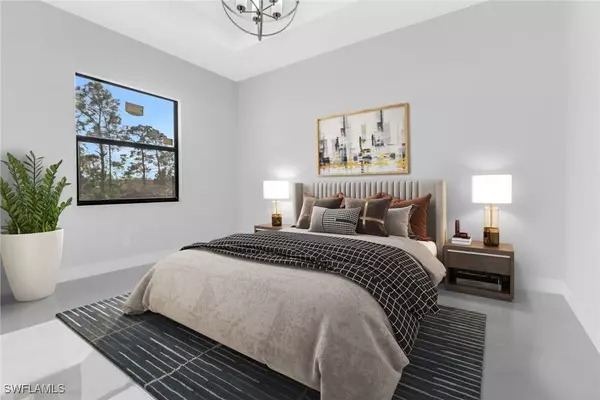 2914 22nd ST W, Lehigh Acres, FL 33971