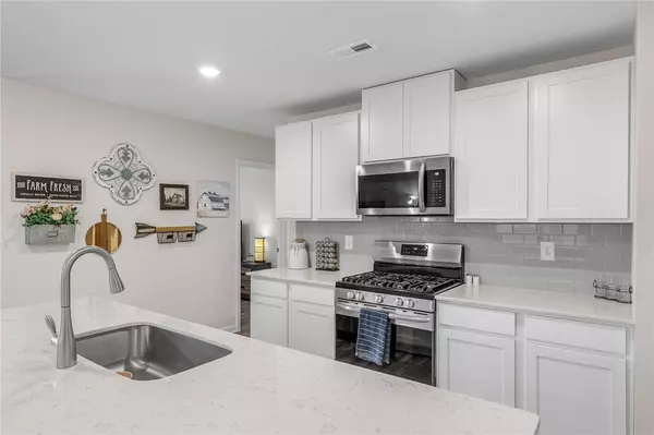 316 Anna Gray CIR, Easley, SC 29640