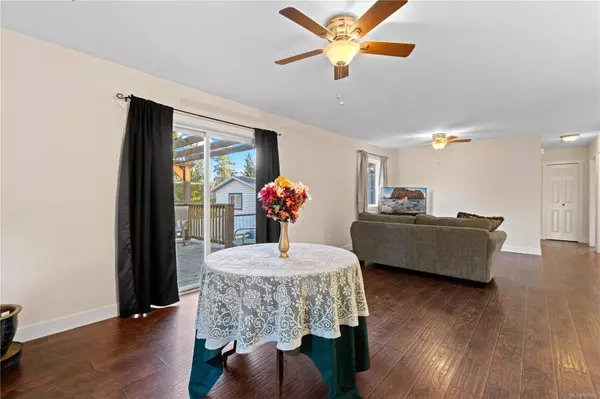 1250 Westurne Hts, Whiskey Creek, BC V9K 2S9