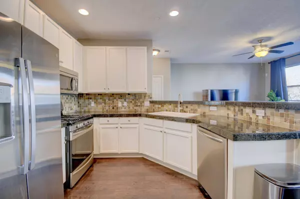 601 MENAUL BLVD NE #3702, Albuquerque, NM 87107