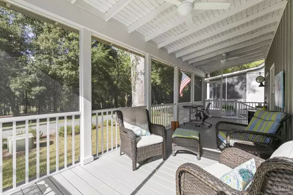 17341 Log Cabin Rd, Loxley, AL 36551