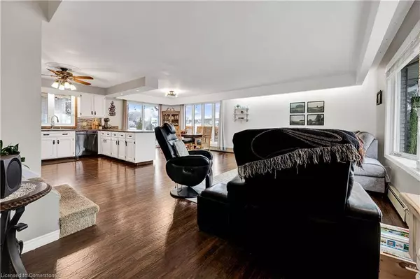 61 William Street, Milverton, ON N0K 1M0