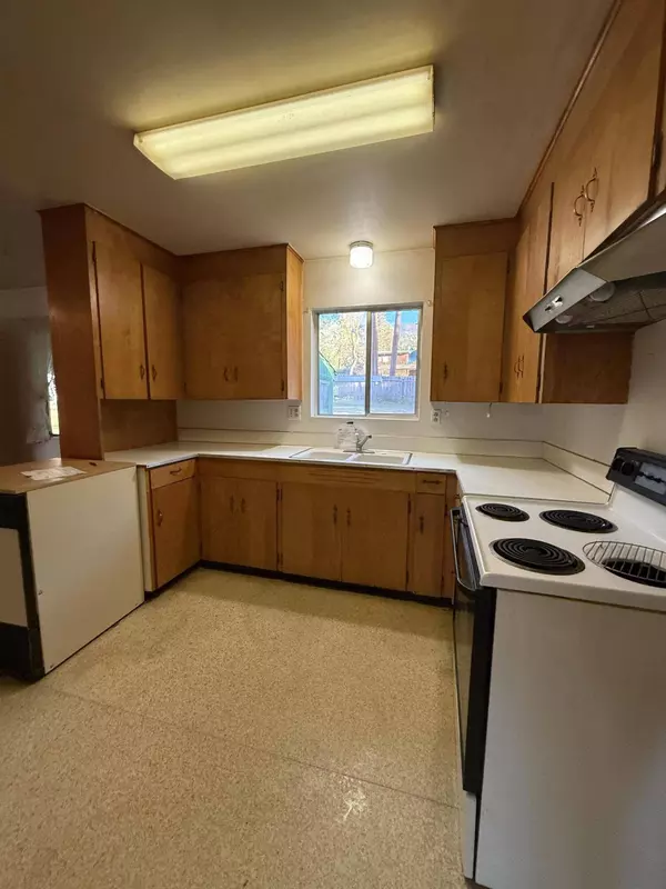 531 Upper Applegate RD, Jacksonville, OR 97530