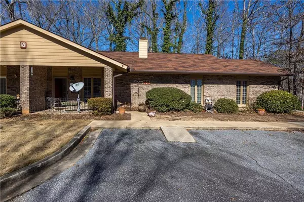 4200 Bridgecrest DR #N-1, Phenix City, AL 36867