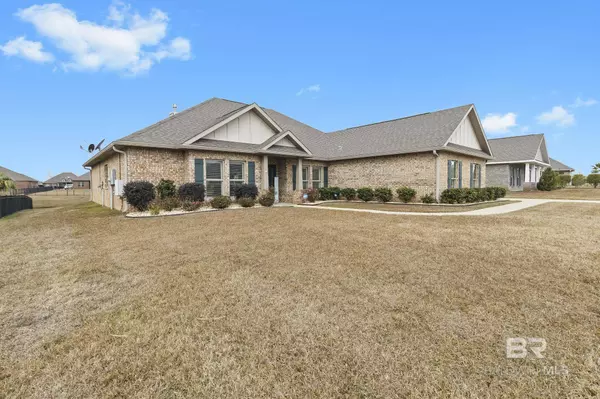 4225 Ladybank Street, Gulf Shores, AL 36542
