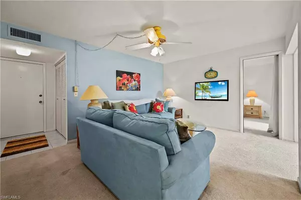 3645 Boca Ciega DR #111, Naples, FL 34112