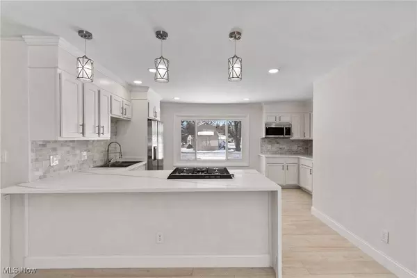 5426 Washburn RD, Bedford Heights, OH 44146