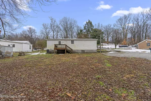 212 Highland Ave, Boston, KY 40107