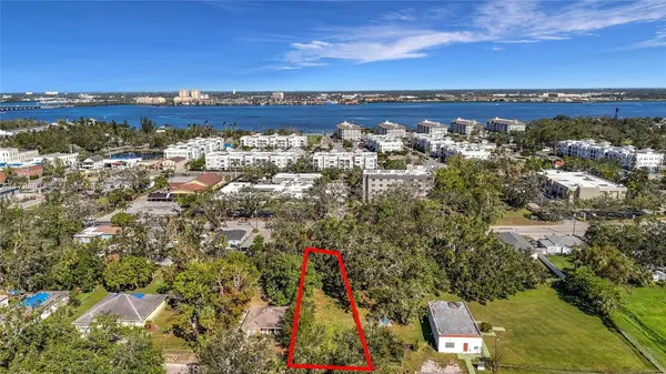 1029 8 Ave E, Other City - In The State Of Florida, FL 34208