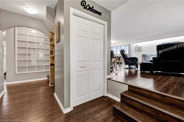 61 William Street, Milverton, ON N0K 1M0