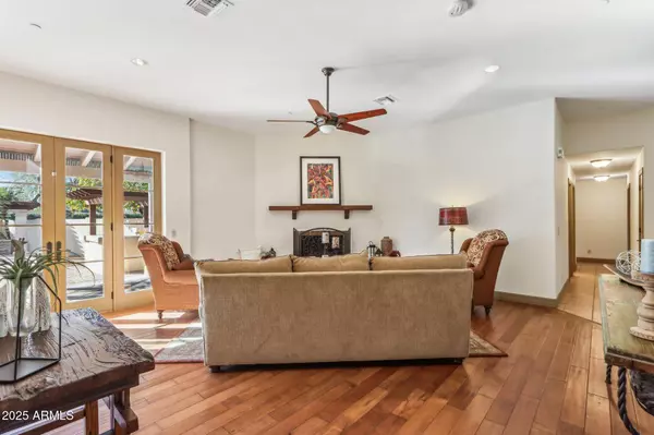 6915 E GARY Road, Scottsdale, AZ 85254