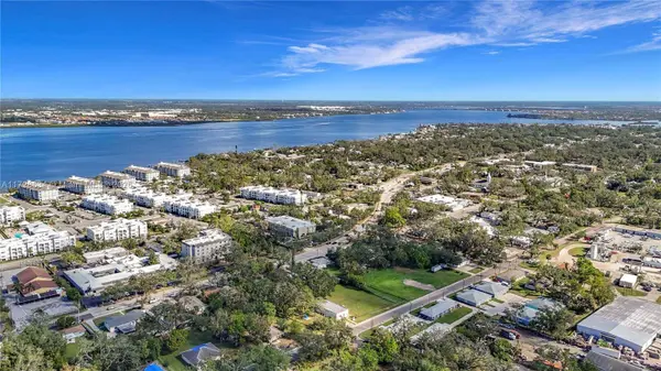 1029 8 Ave E, Other City - In The State Of Florida, FL 34208