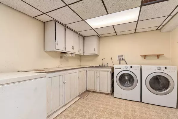 371 Buffalo Avenue, Calumet City, IL 60409