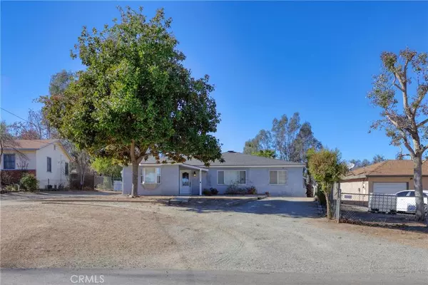 12780 17th ST, Redlands, CA 92373